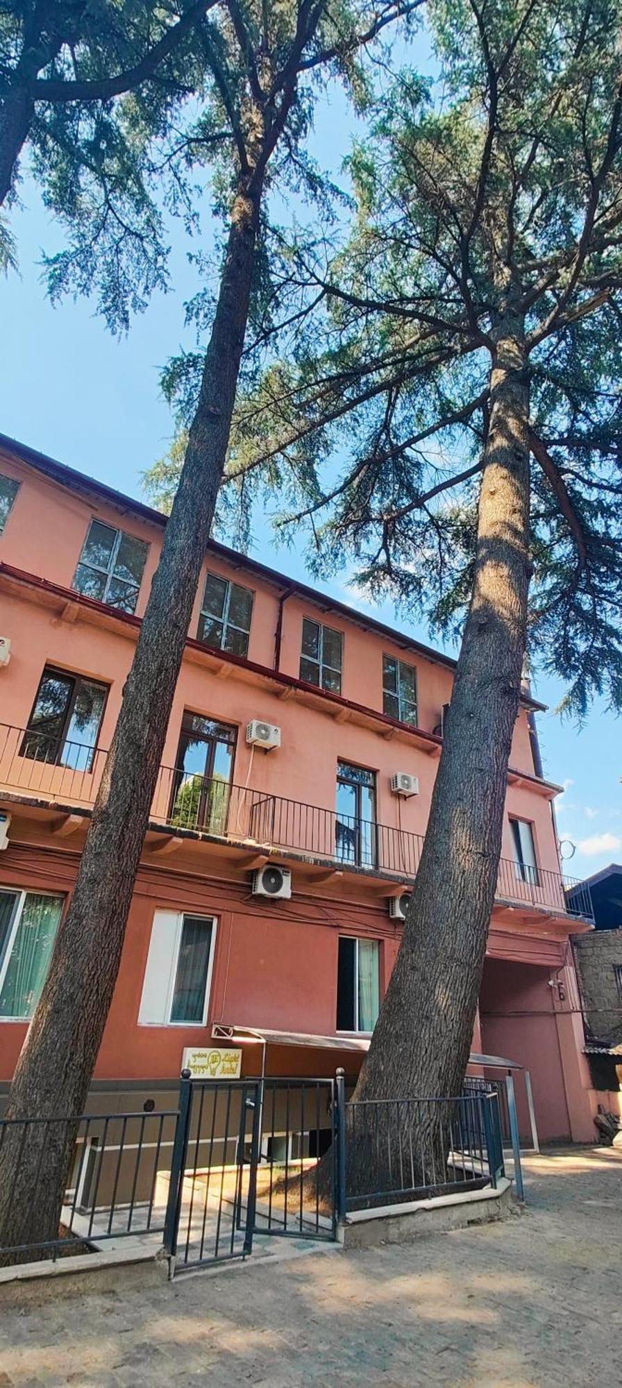 Light Hotel Tbilisi Eksteriør billede